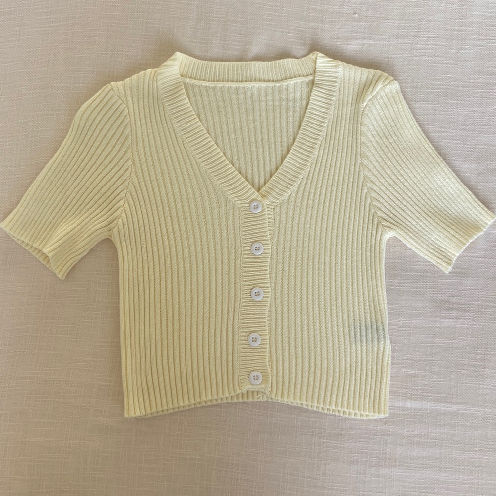 Knit crop top with buttons